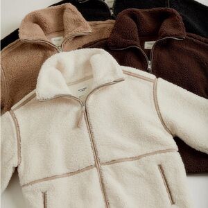 Abercrombie Sherpa Teddy Jacket - White/Cream with Tan detailing